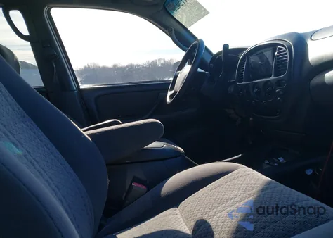 2006 Toyota Tundra Sr5 V8 z USA, uszkodzony, nr VIN 5TBET34146S545604